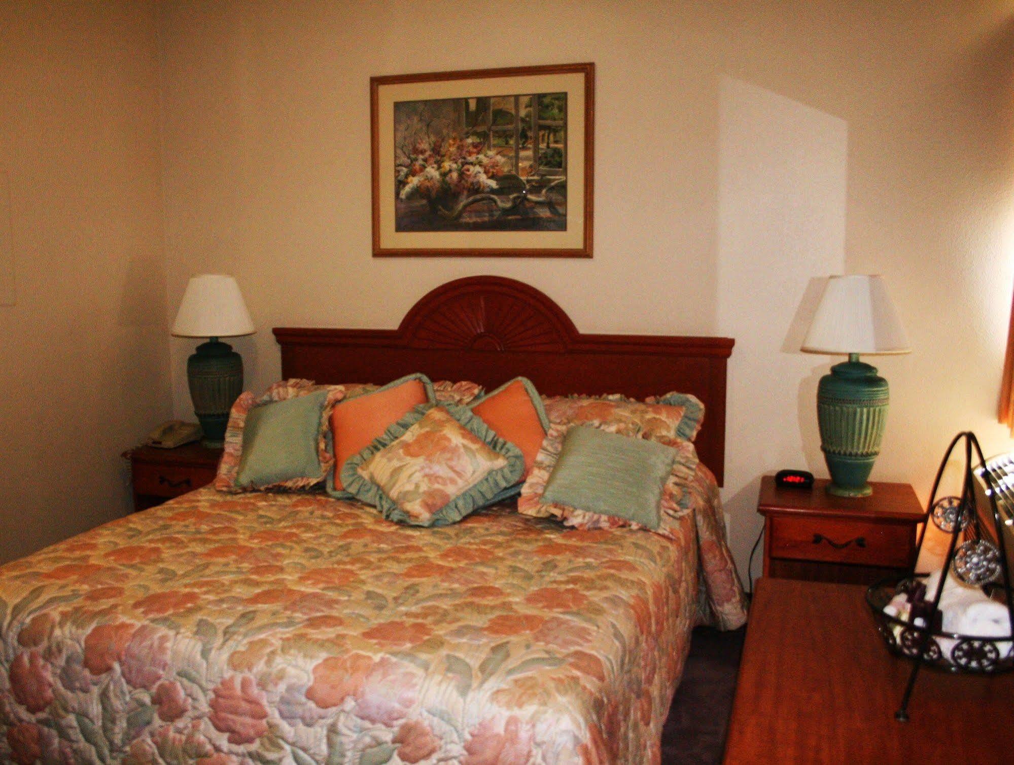 Carson City Plaza Hotel Экстерьер фото